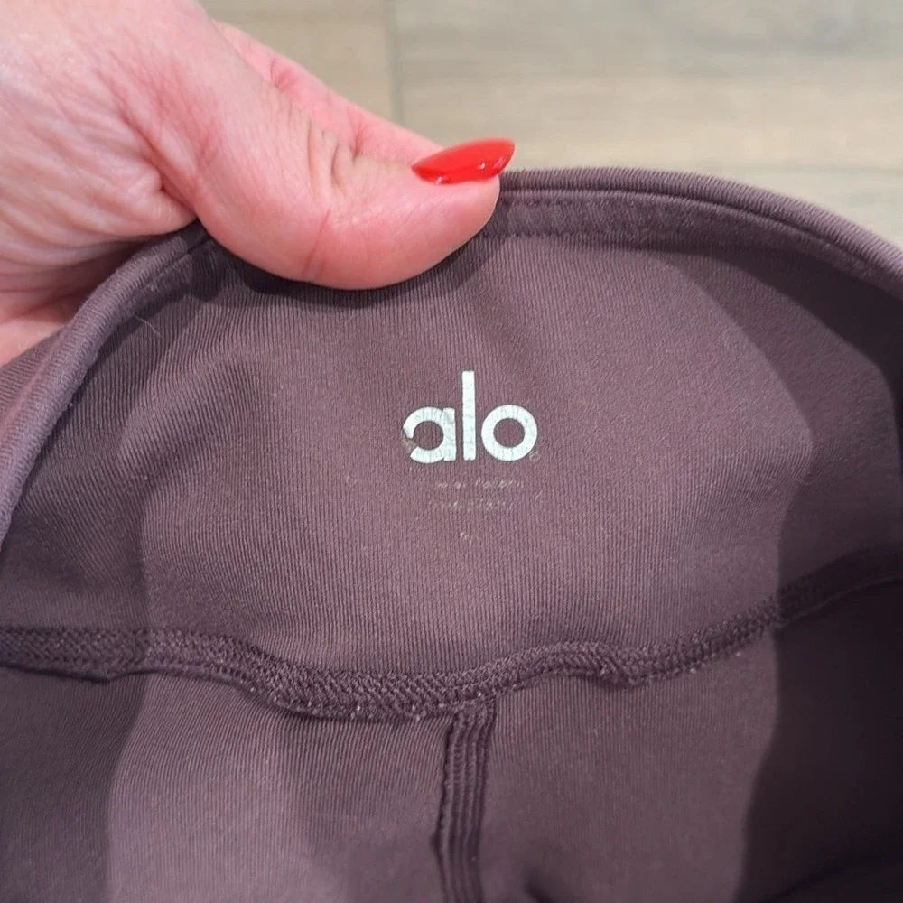 ALO YOGA Mink Brown Mid Rise Moto Active Workout Studio Barre Gym Leggings Sz M‎